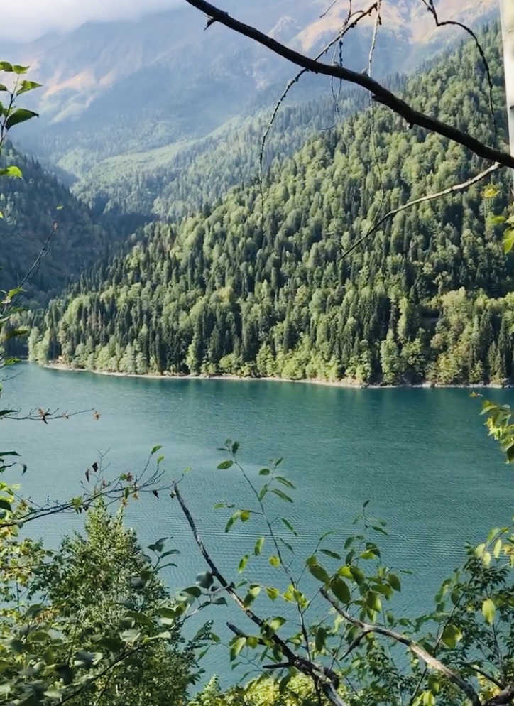 Озеро Рица. 