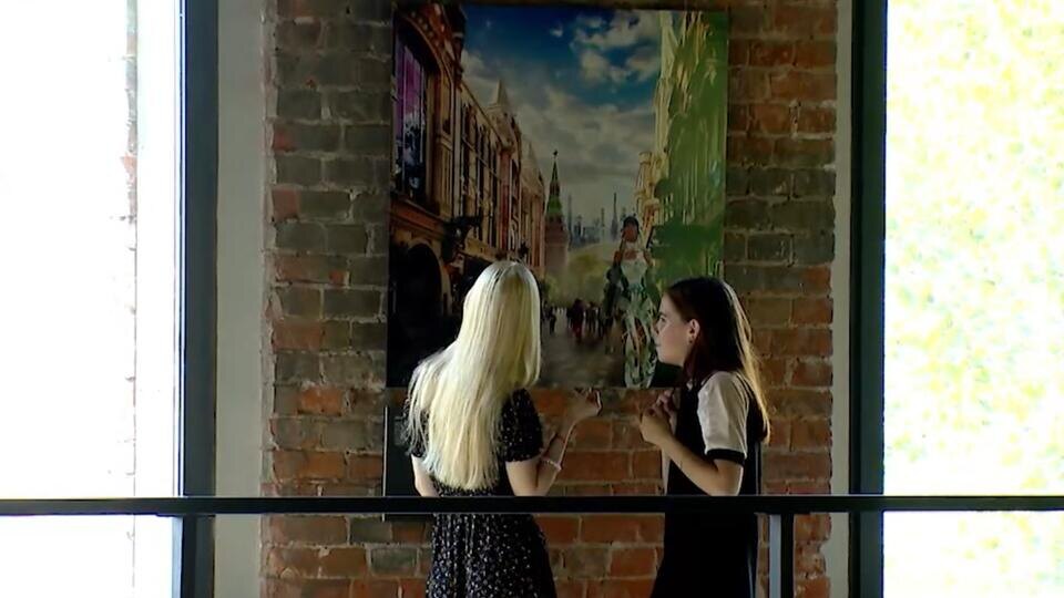     Выставка "Код города" открылась в музее Щусева в Москве Скриншот видео