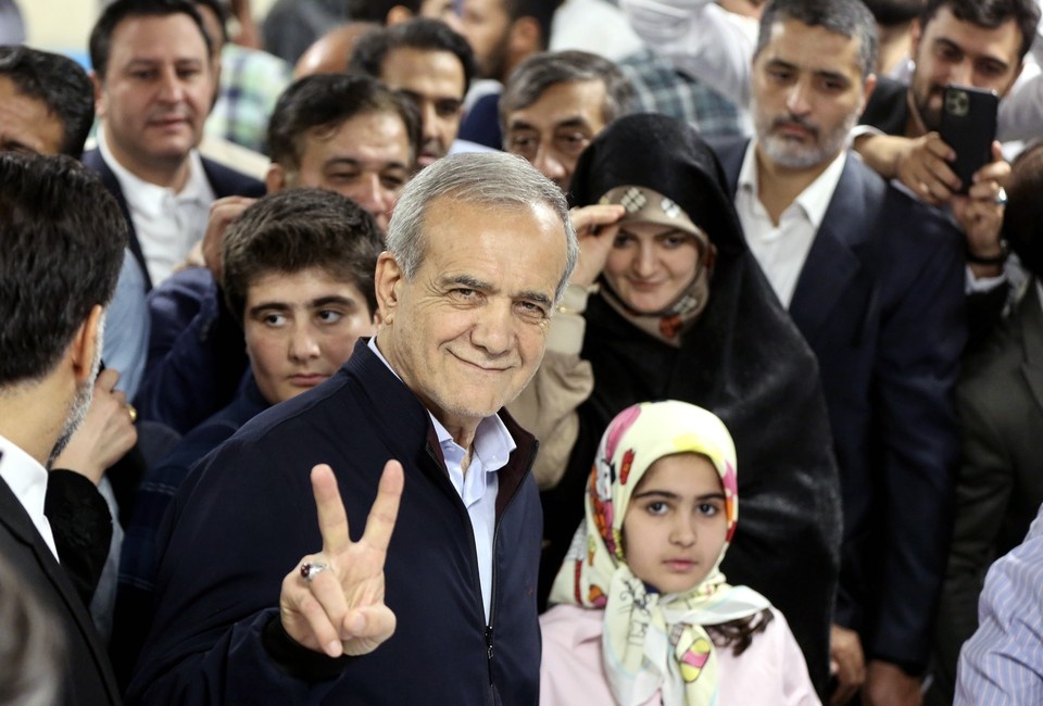    Новым президентом Ирана стал Масуд Пезешкиан ТАСС
