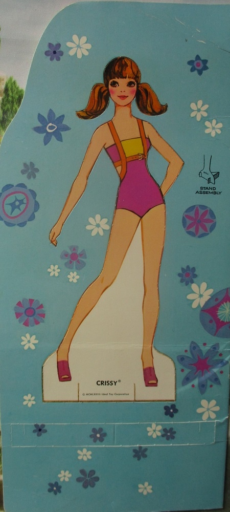 Задняя сторона обложки набора с самой куклой.