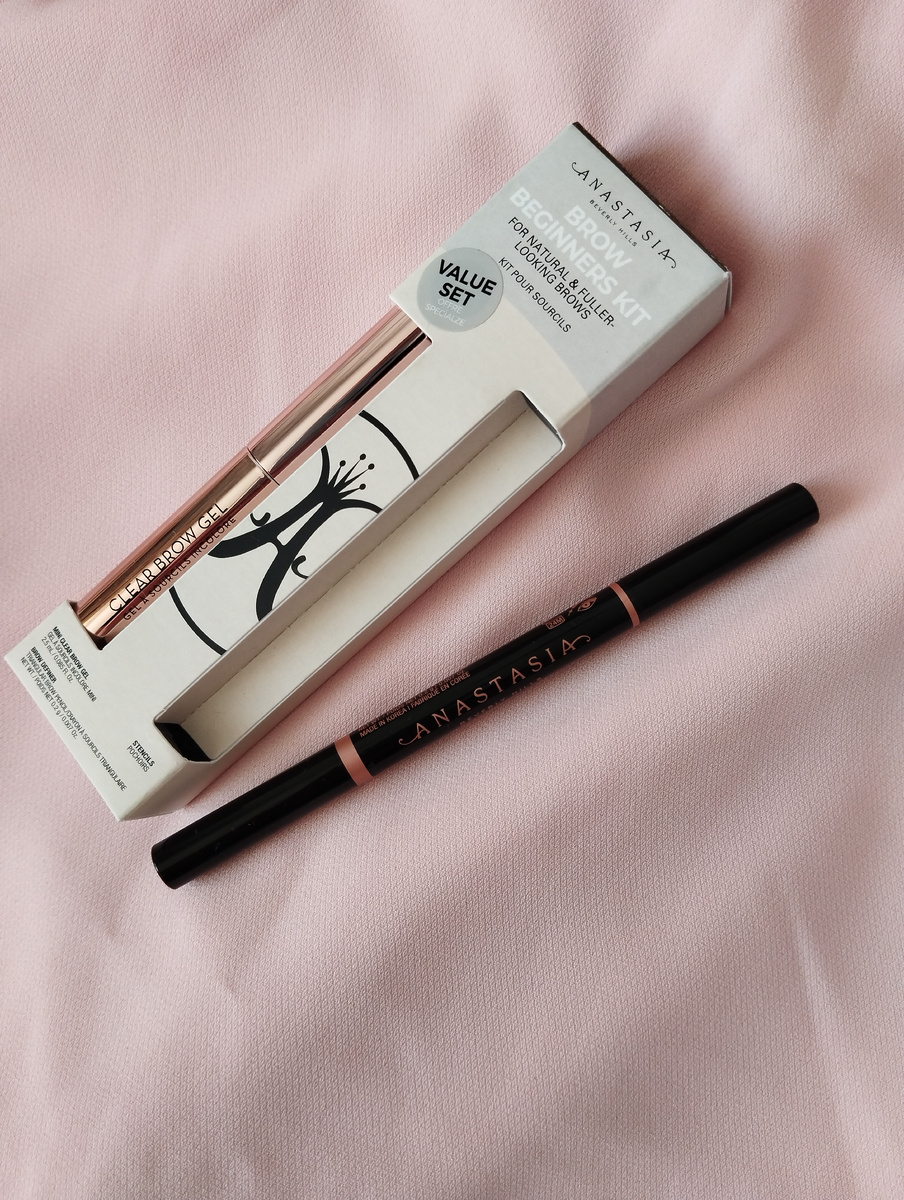 Карандаш для бровей Anastasia Beverly Hills Brow Definer оттенок Soft brown.