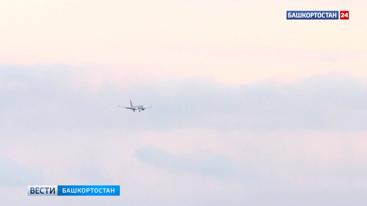    Во время рейса Уфа-Москва у самолета сломался метеолокатор