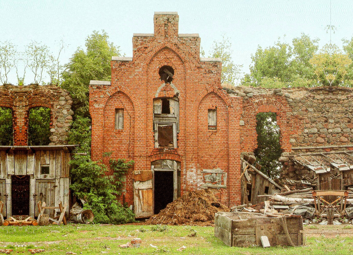 Замок Таплакен в Калининградской области, Россия. Фото: Past Vu 