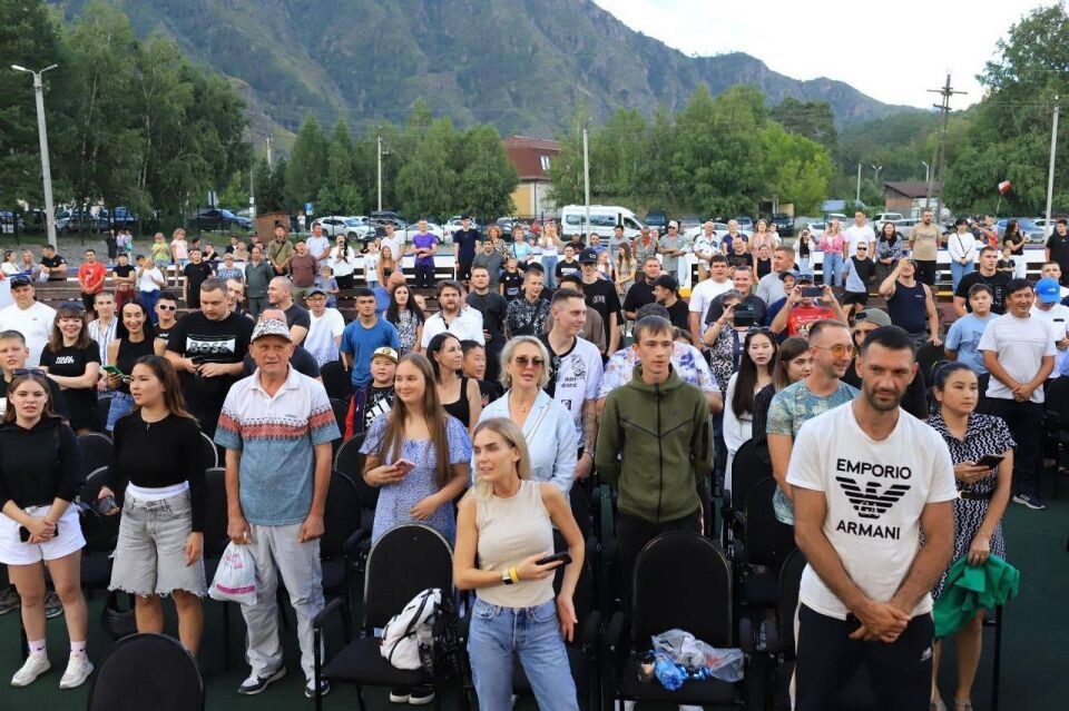    Вечер профессионального бокса в Чемале. Источник: t.me/asprokopyev