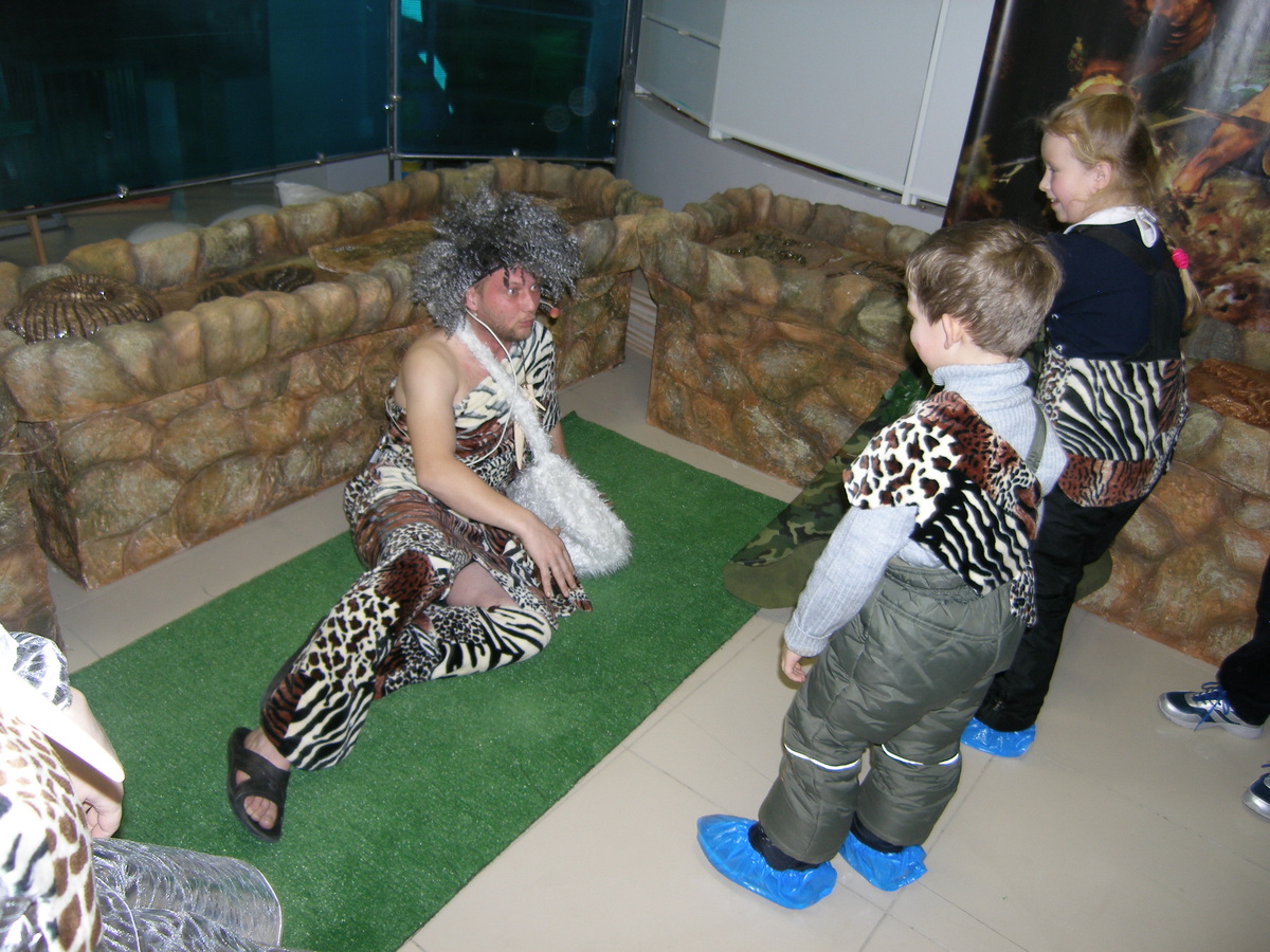 Дима в роли Тики Таку.