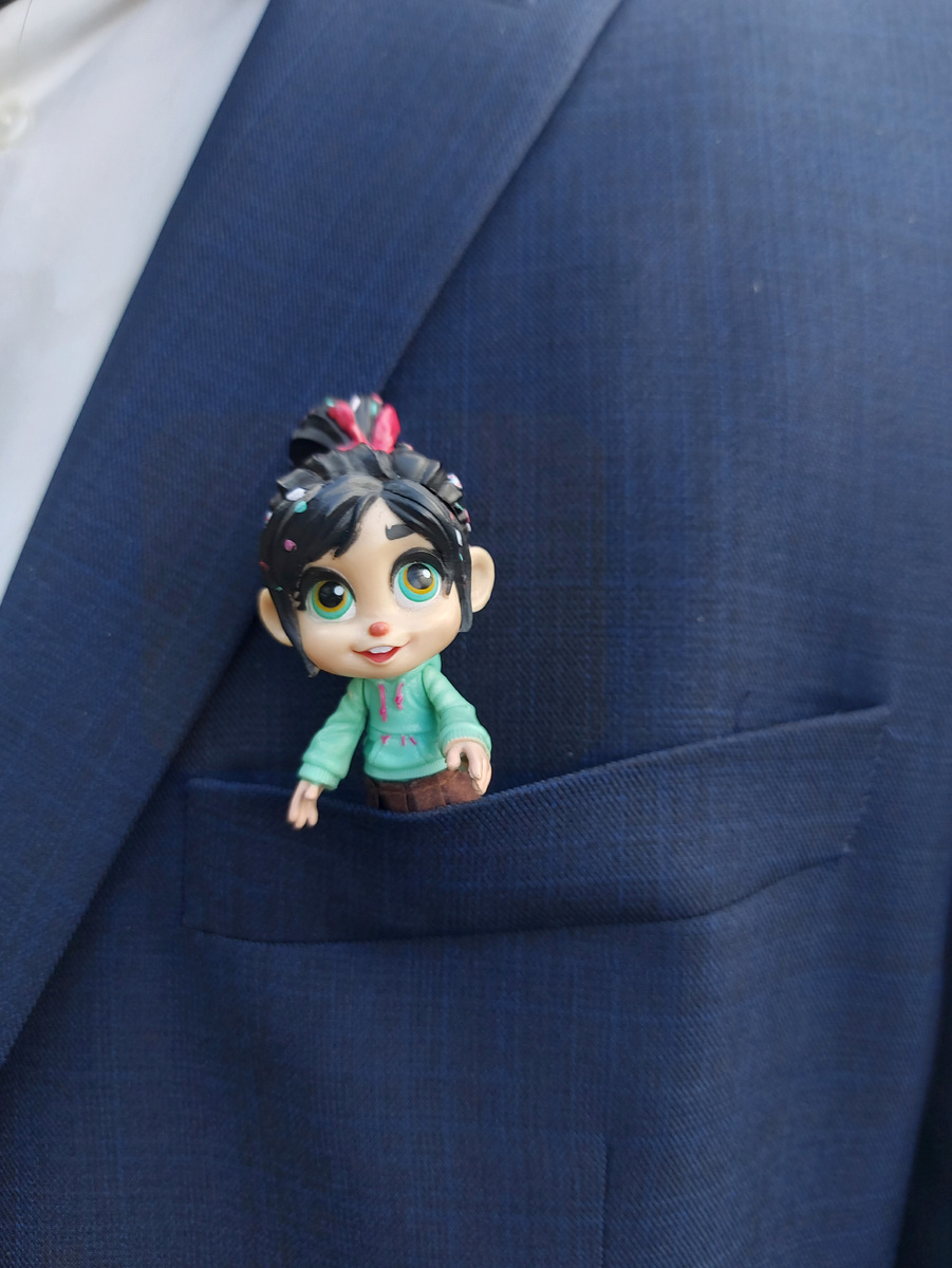 Карманный наблюдательный пост))