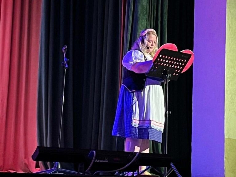    Оренбурженка приняла участие во Всероссийском проекте «Языковая арт-резиденция» Андрей Севостьянов