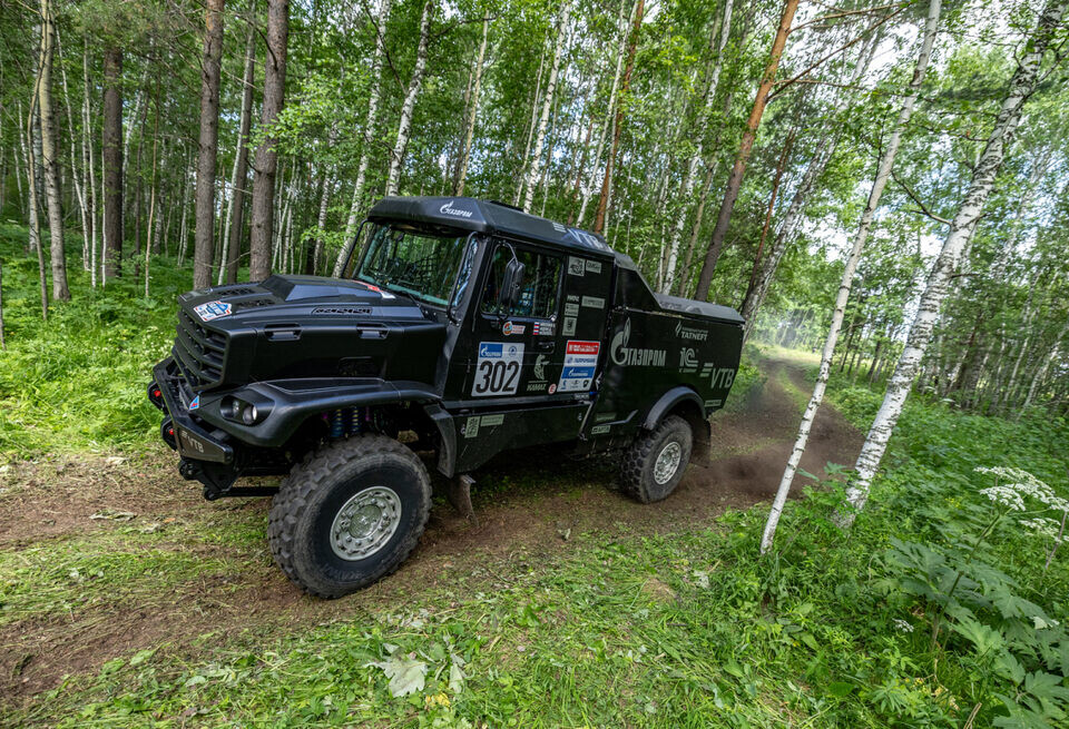    «В лоб летит Вязович – чудом разошлись!» Николаев про опасный момент с МАЗомКАМАЗ-мастер