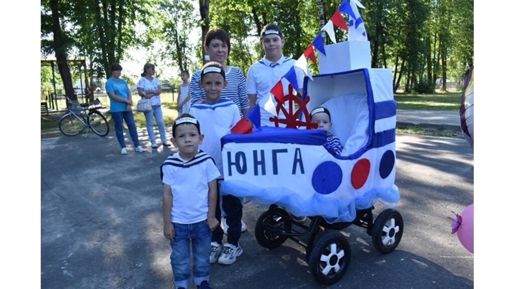 Цветы на День семьи, любви и верности (8 июля) с доставкой в Малиннике (4)