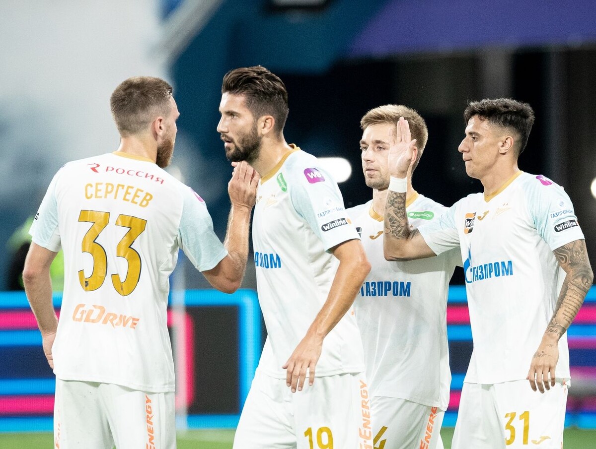    «Зенит» покинут несколько игроковАлексей Андрианов