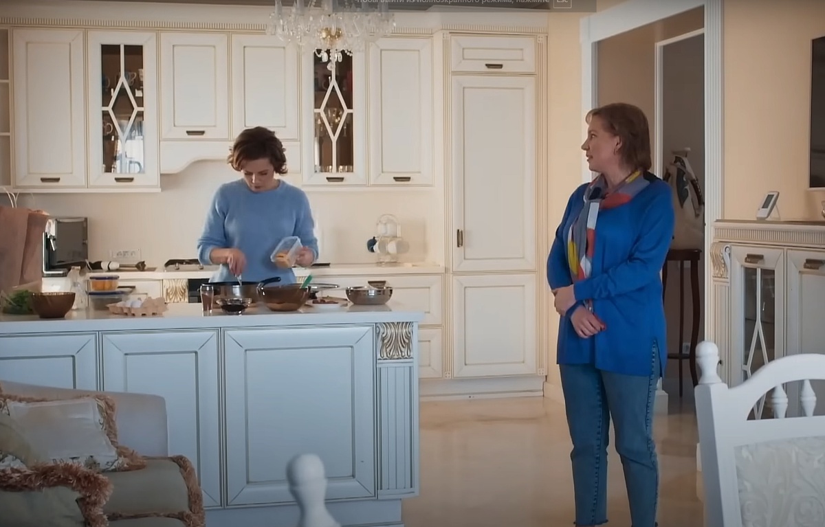 Скриншот из сериала "Я заберу твою семью"