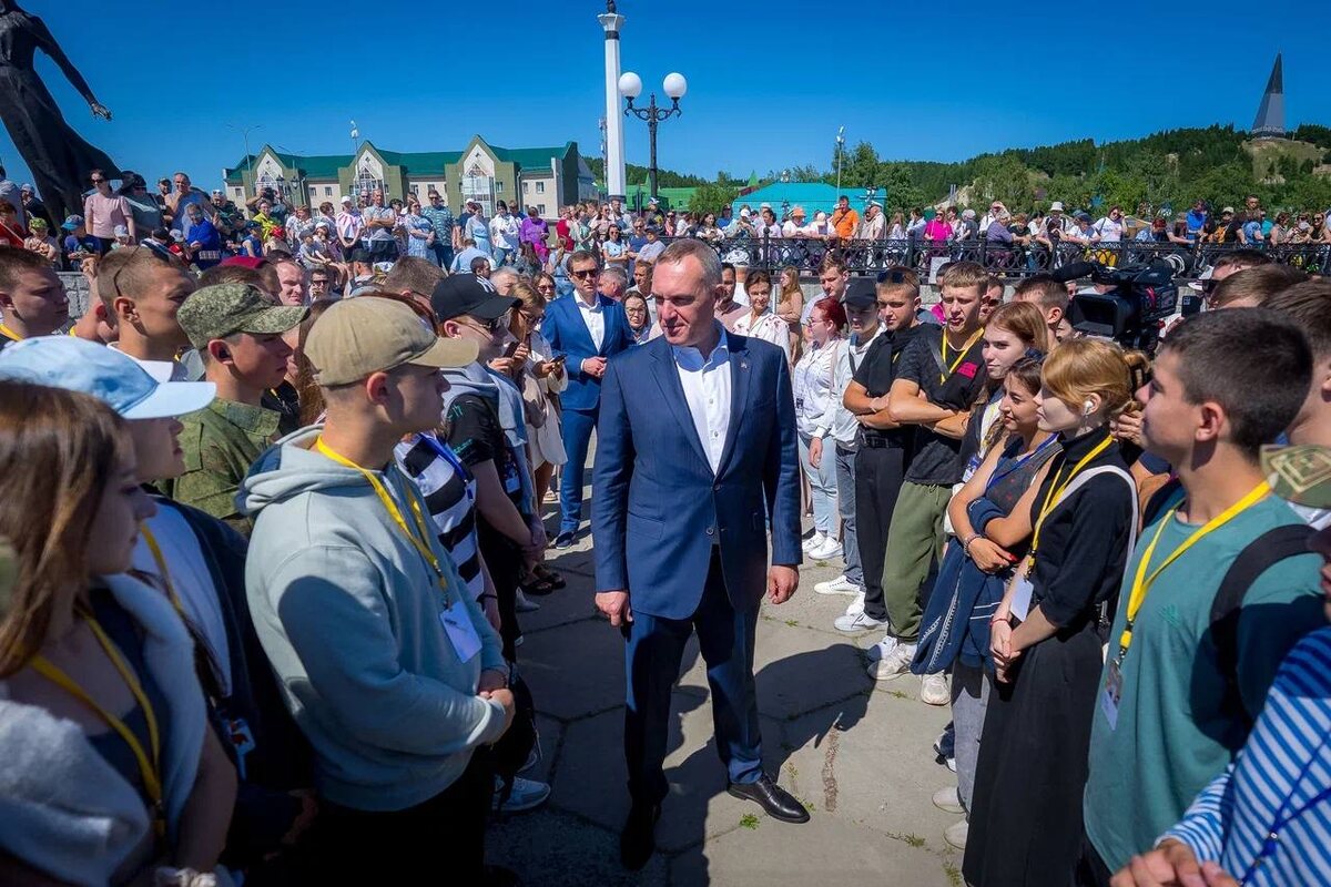    Руслан Кухарук поручил обновить набережную в Ханты-Мансийске