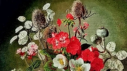 Цветочный натюрморт вышит петитом-полукрестом на конгресс-страмине 24 каунта