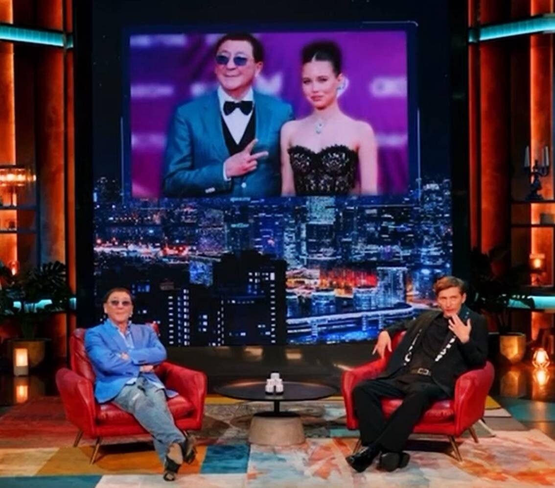    Григорий Лепс в студии Павла ВолиКадр из видео