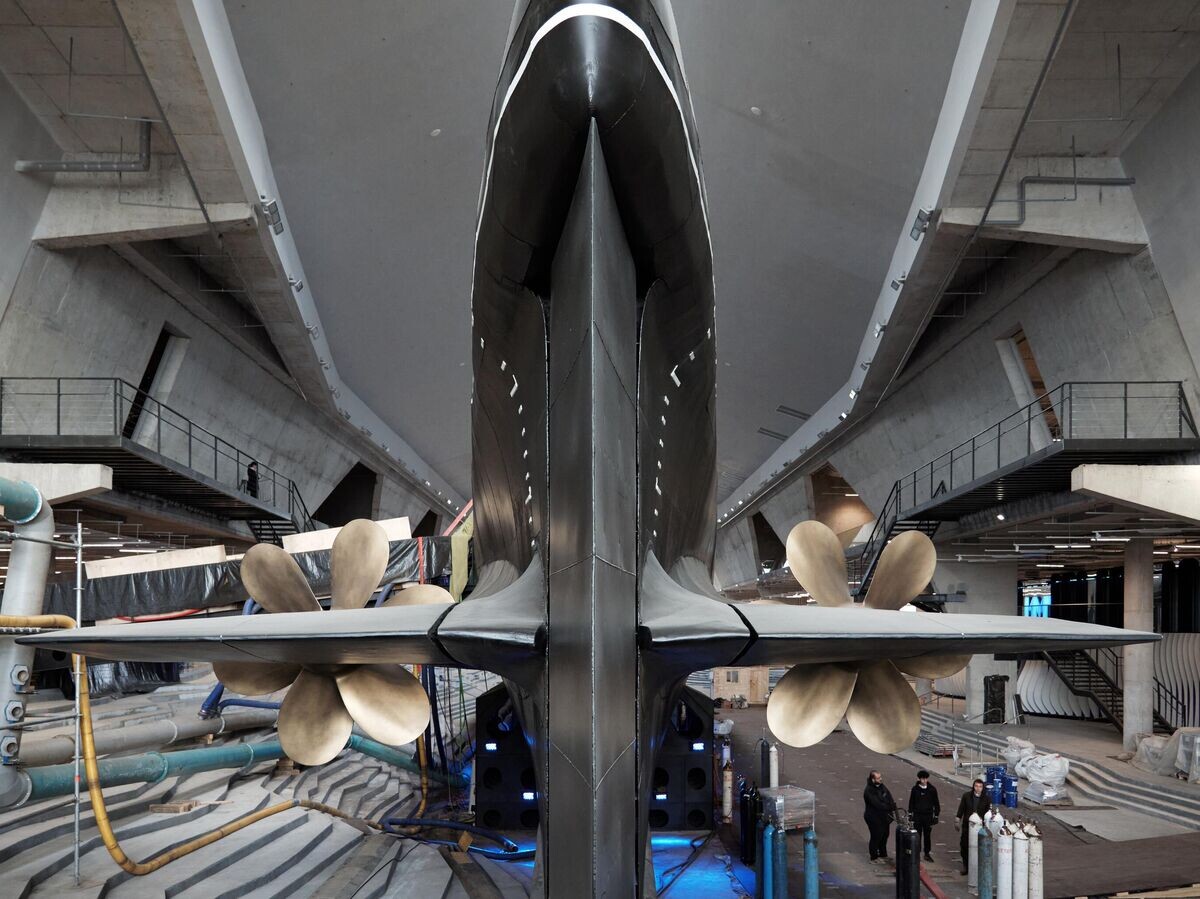    Атомная подводная лодка К-3 "Ленинский комсомол", в которой проводятся работы по внутренней реставрации, в Музее военно-морской славы в Кронштадте© РИА Новости / Алексей Даничев