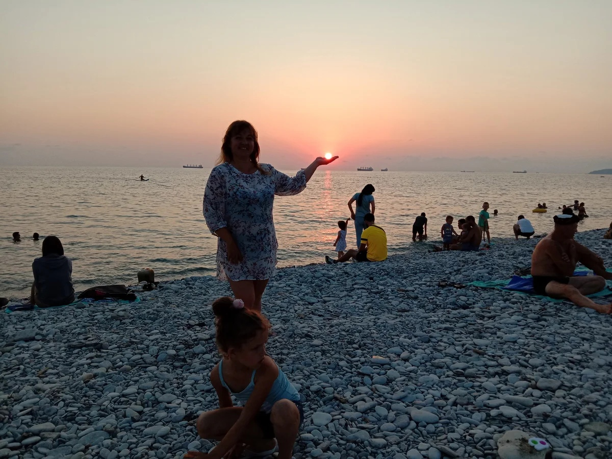 Обязательно надо сделать такую классическую фотку на море! Это я в 2021 году