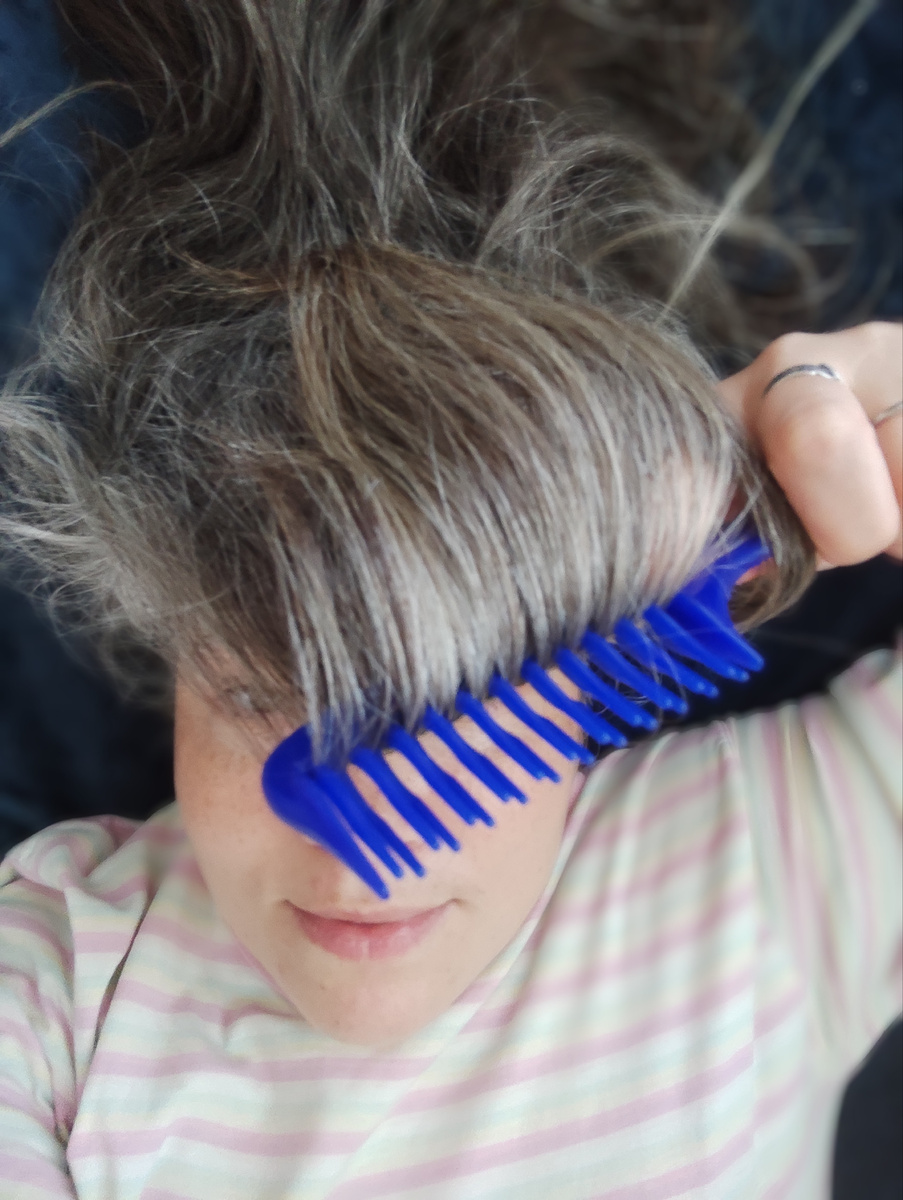 Помыла голову. Высушила! 