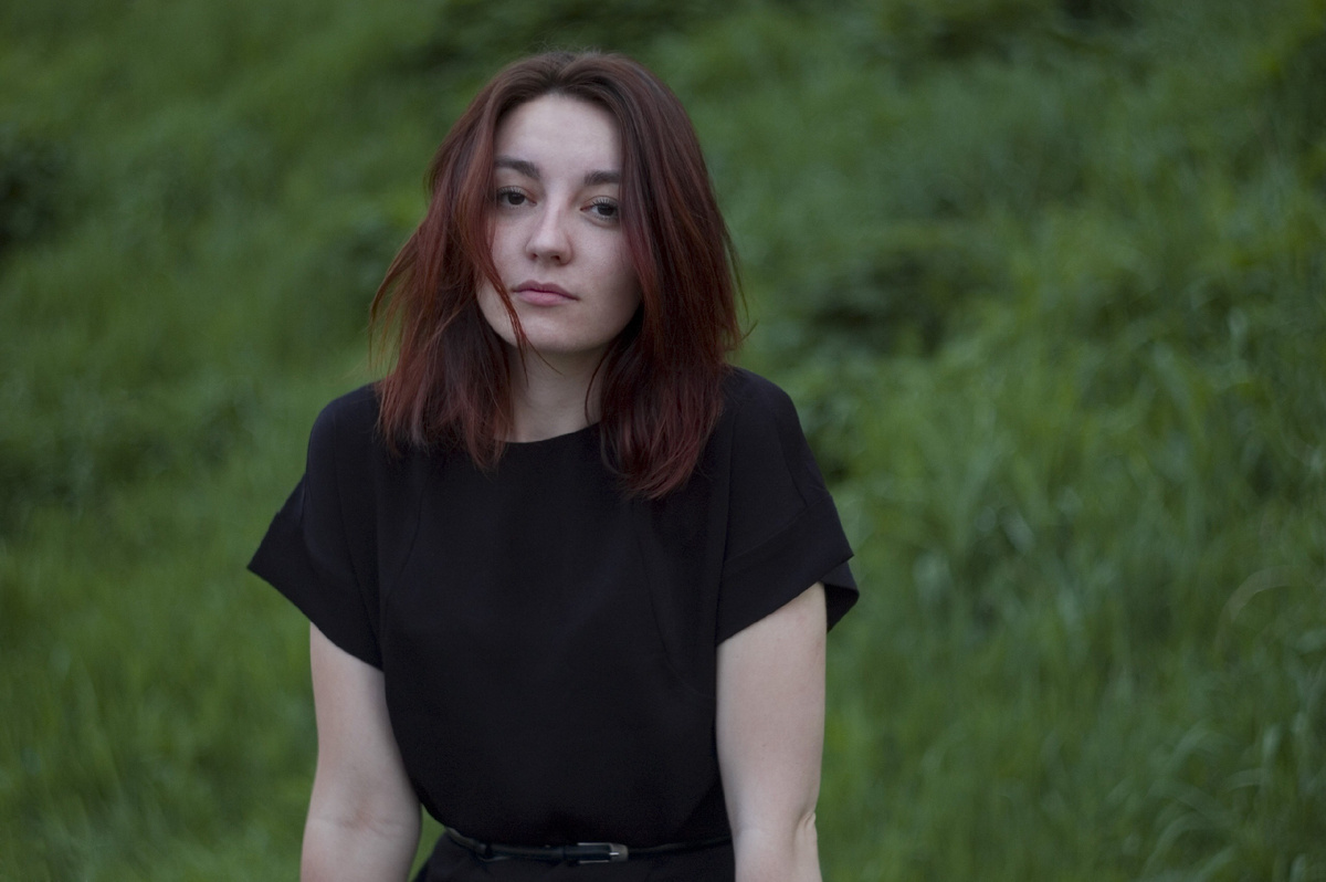 Я, Лилия, автор канала, парикмахер, и мои волосы, окрашенные хной, в 2016-м году