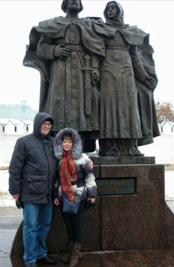 На муромской земле , поклонились святым мощам Петра и Февронии 