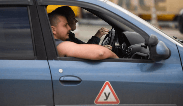 Зачастую девушки курсанты бывают более послушны, чем парни, которые раньше водили)