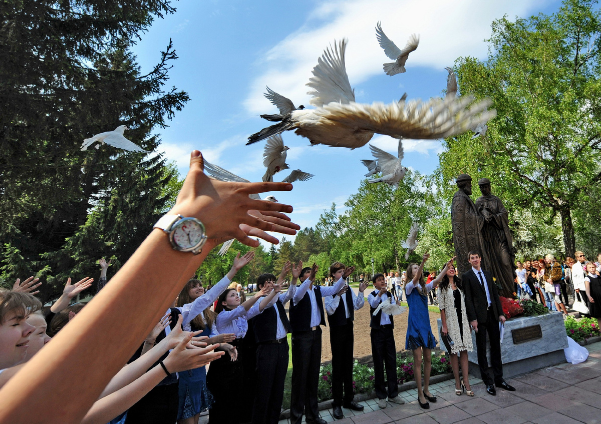 На открытии памятника Петру и Февронии в Новосибирске в 2012 году/ФОТО Александра Блотницкого