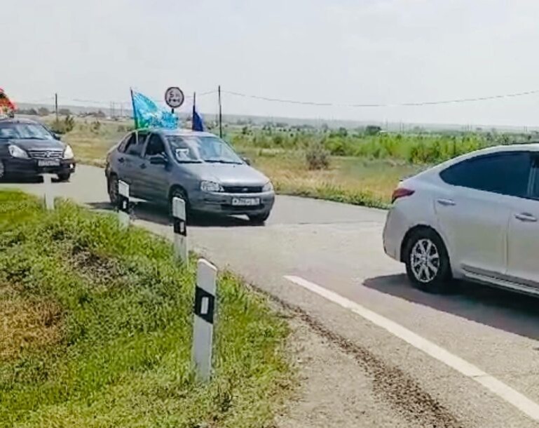    Автопробег памяти героев СВО Оренбург-Акбулак прошел накануне Дня семьи, любви и верности Андрей Севостьянов