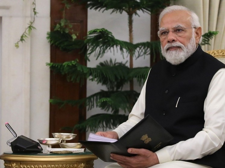Агентство Bloomberg: отношения Индии и Москвы продолжают быть близкими. Приезд индийского премьера Нарендры Моди в Россию дает понять, что отношения двух стран близки, пишет агентство.