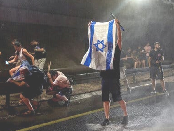 Протесты в Израиле.