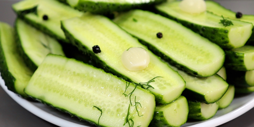 Вкуснейшие малосольные огурцы: чтобы были хрустящими - есть один секрет 😉