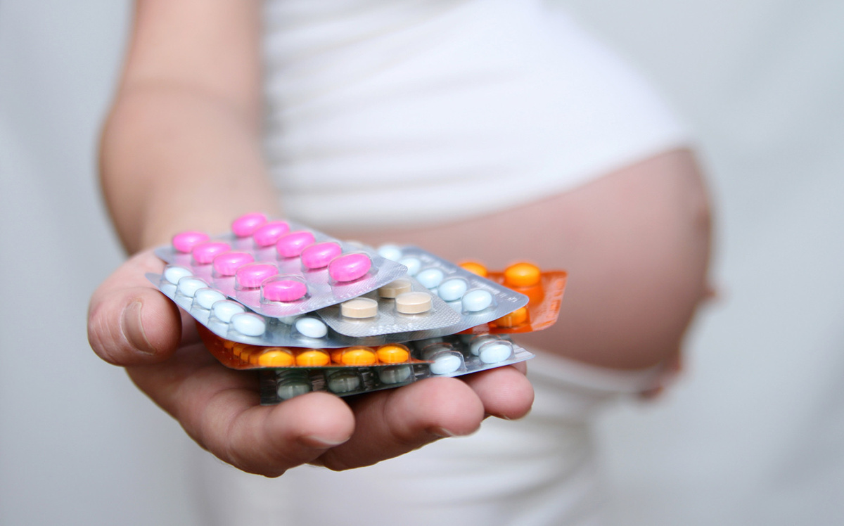 Беременность - это особенное время, когда необходимо быть особенно осторожным с выбором лекарств, так как некоторые из них могут нанести вред как маме, так и растущему ребенку.