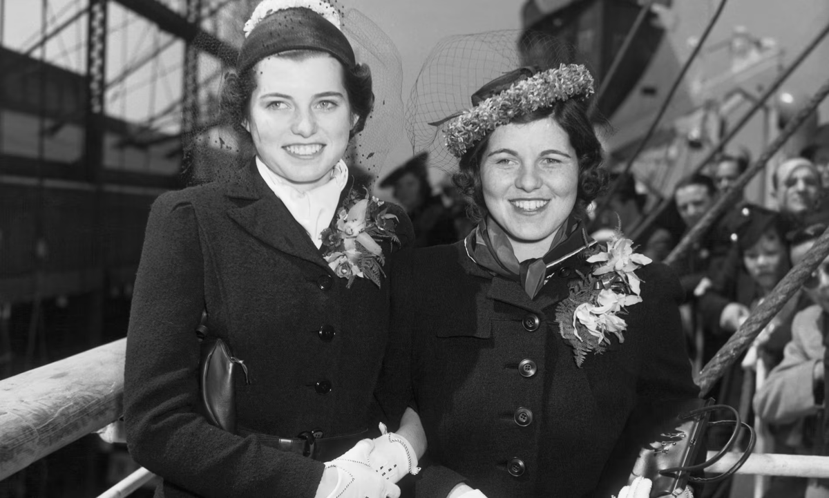 Юнис и Розмари Кеннеди в 1938 году. Фото: Джордж Ринхарт/Corbis/Getty Images.