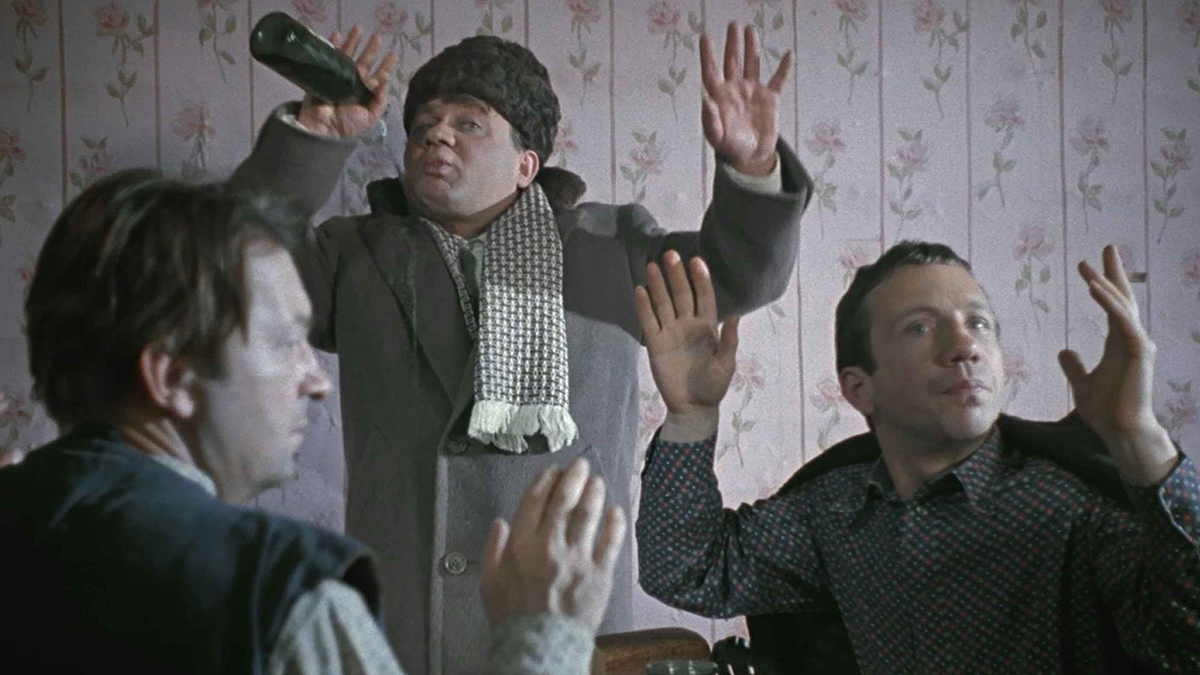 Кадр из х/ф "Джентельмены удачи"