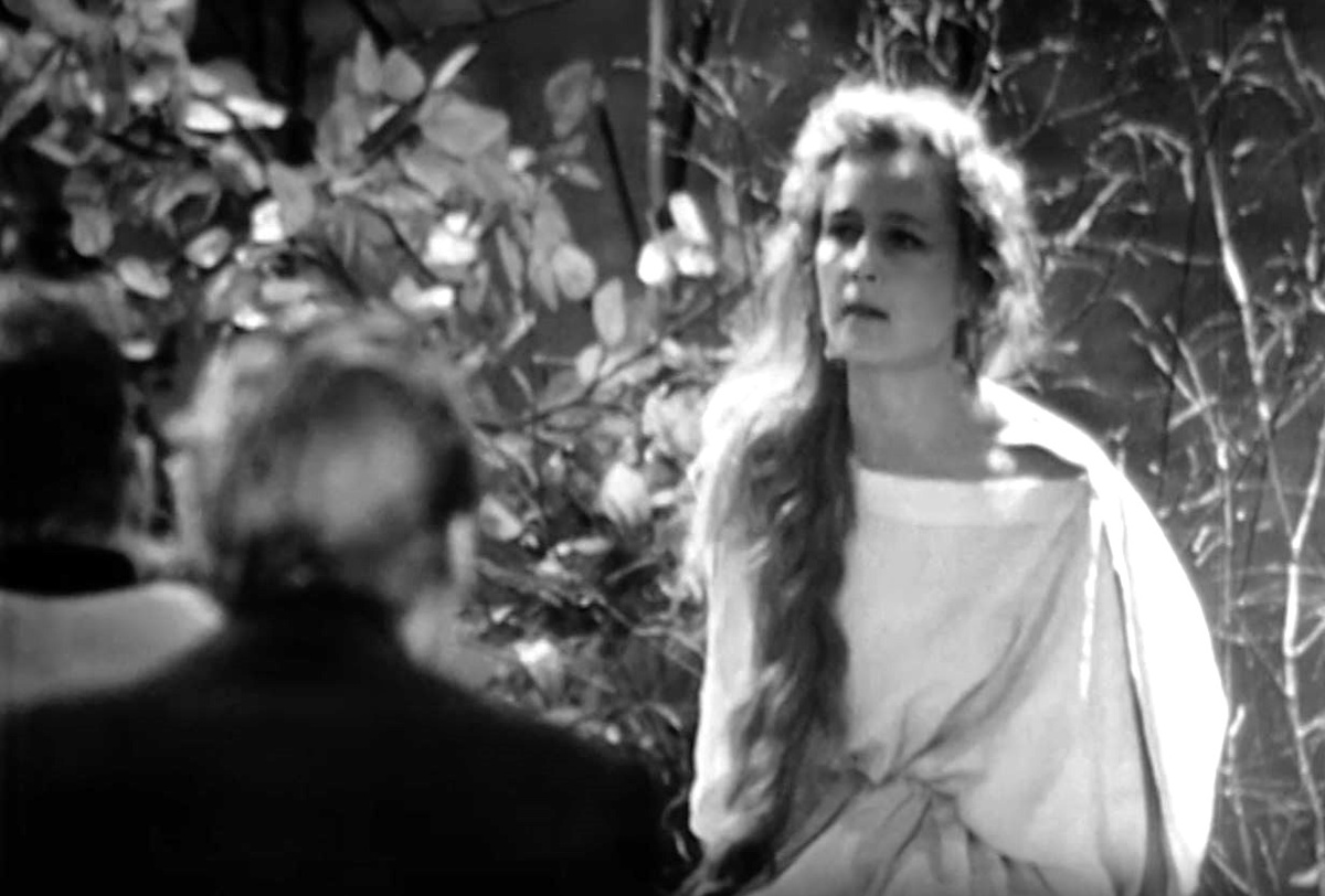 Кадр из телевизионного спектакля "Чайка" (1964)