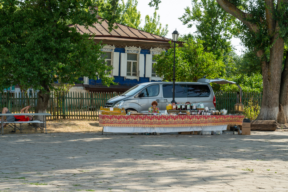на улицах Старочеркасской