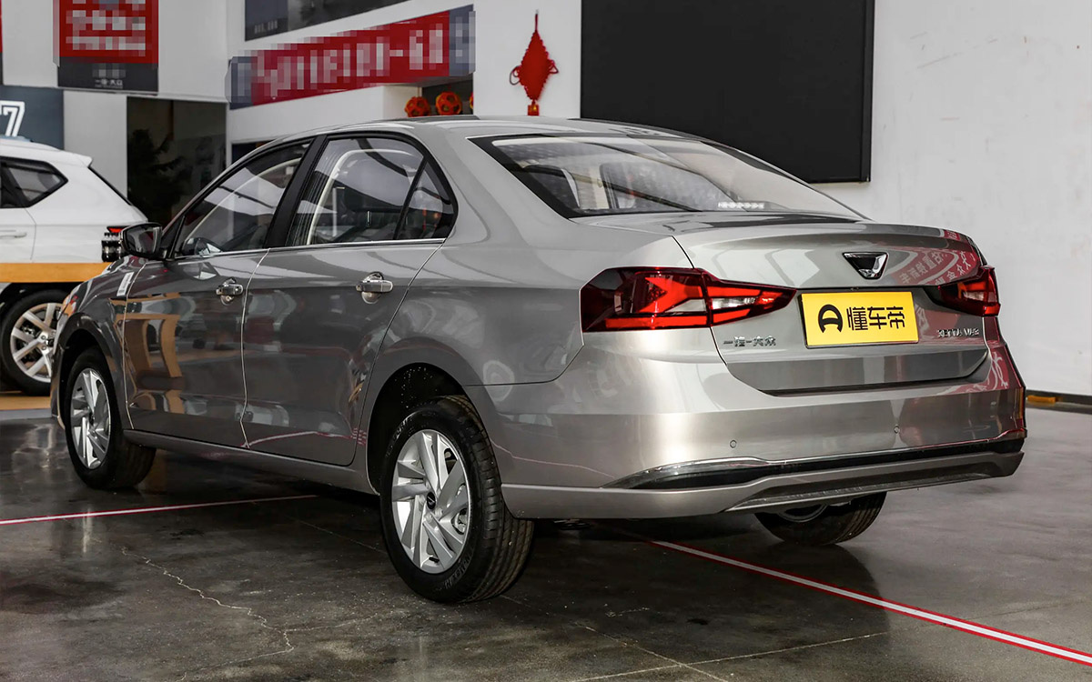 dongchedi.com📷Jetta VA3