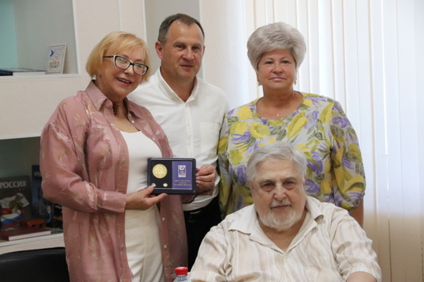     В Иванове наградили «За любовь и верность» 18 семей