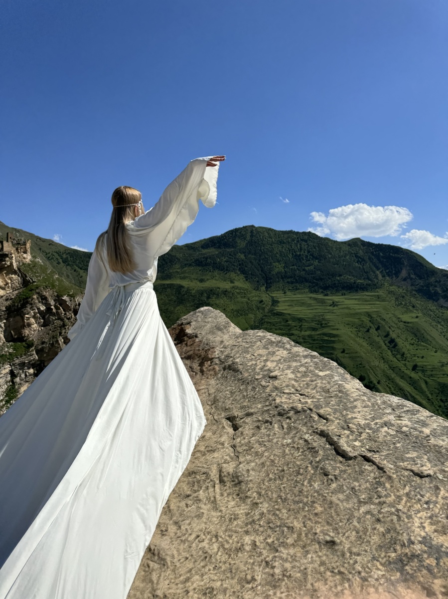 Язык Тролля. Мария Скурлатова 