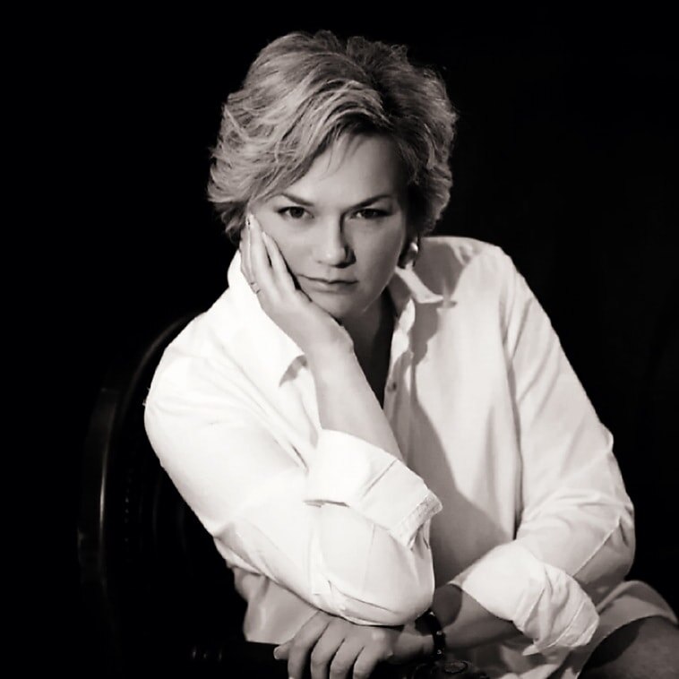 Катя Качур - талантливая российская журналистка и писательница. 