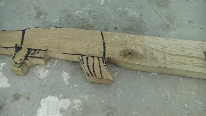 Это не мое изделие, у нас было поаккуратнее! Но отдаленно похоже.