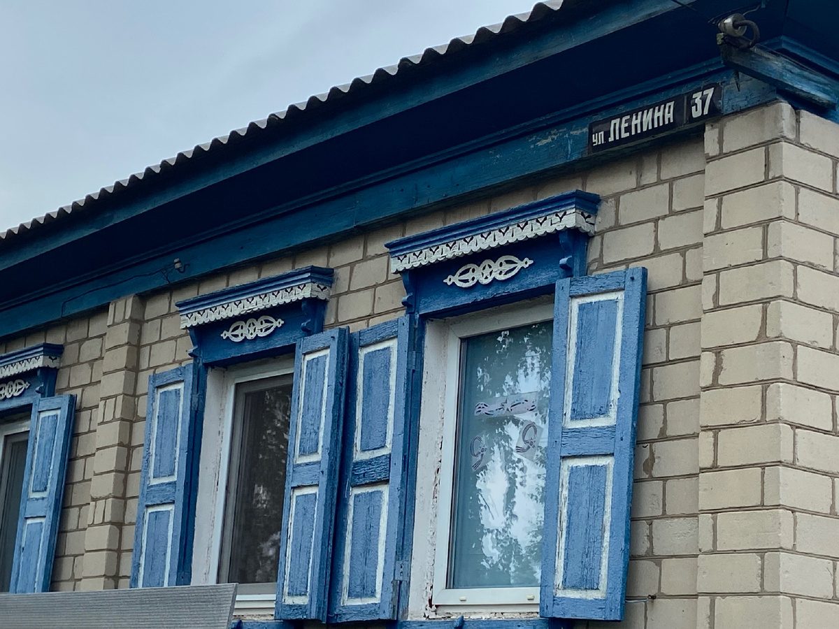 Люблю фотрграфировать деревенские дома, у меня много разных фото