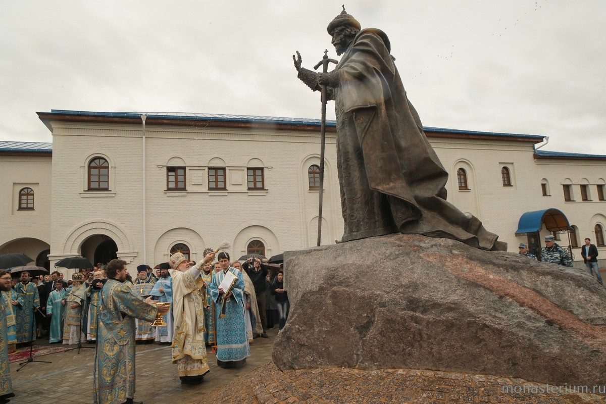 Открытие памятника Ивану Третьему. Фото из интернета