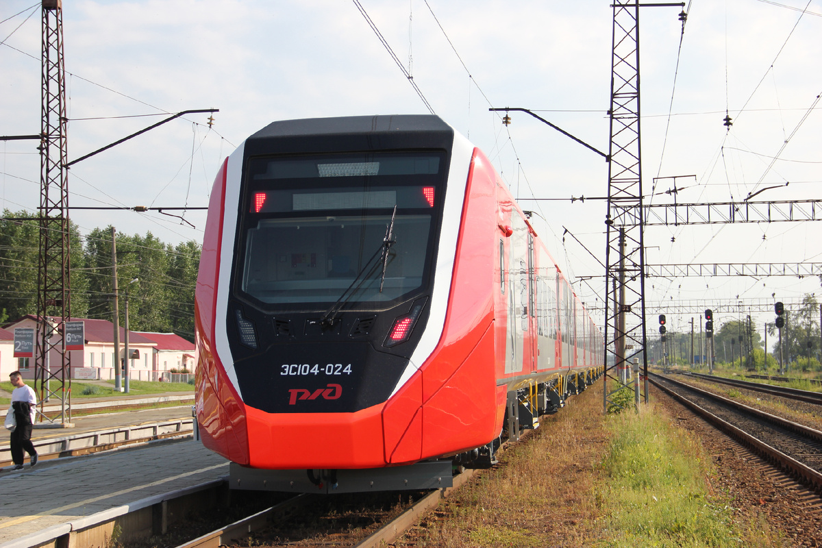 Финист стоит на станции Лёвшино