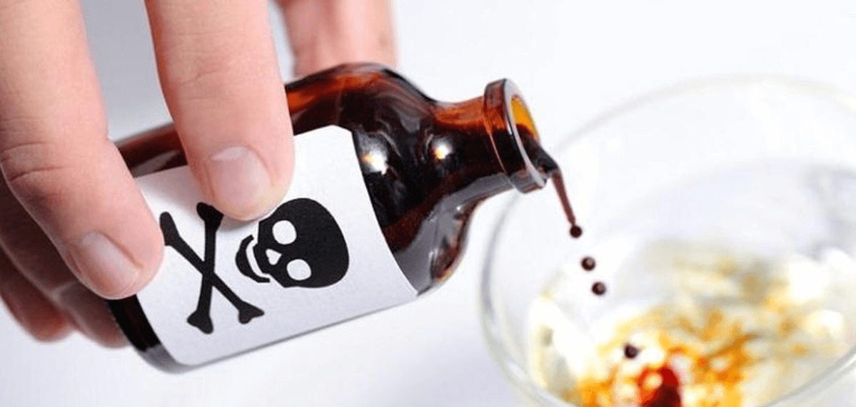    Некоторые яды вызывают смерть даже после попадания в организм их тысячной доли грамма. Источник фото: xpressenglish.com