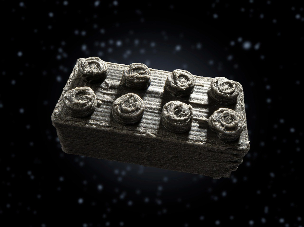 Конструктор Lego из космической пыли от .