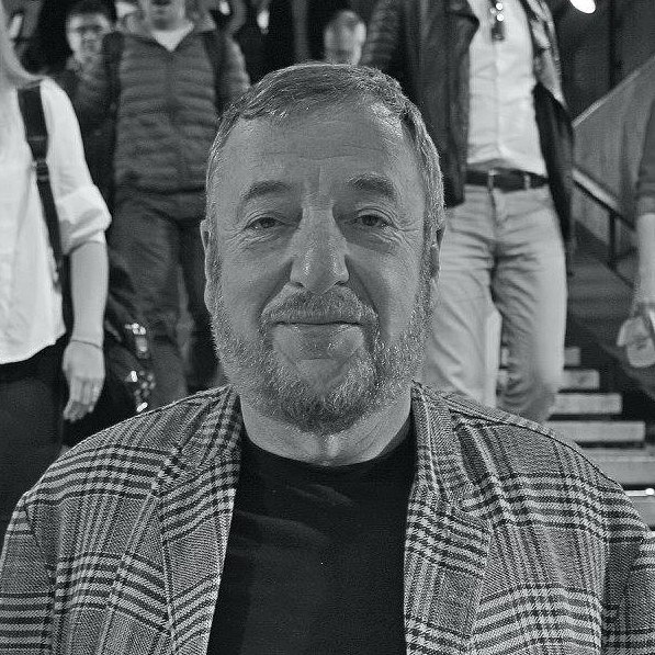     Павел Лунгин снимет фильм о Петре Мамонове