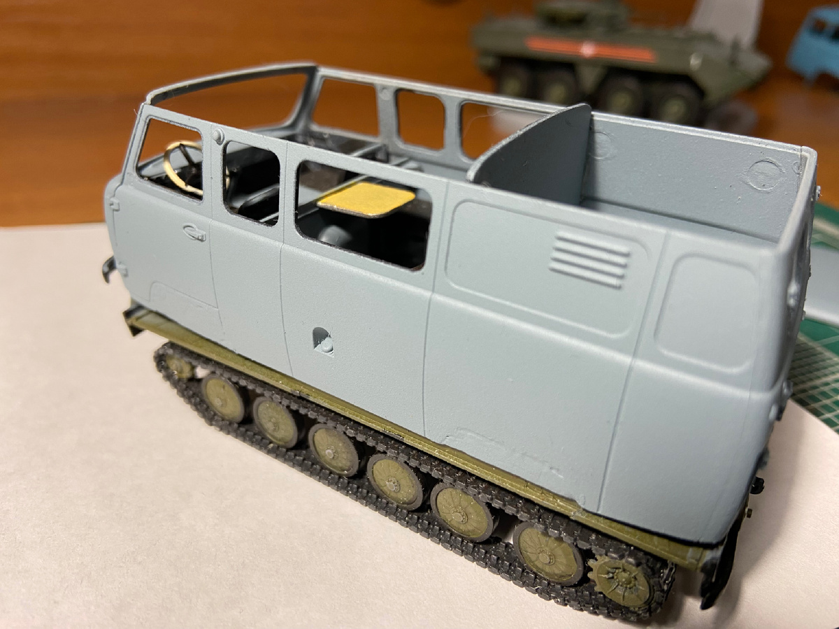 «Буханка»-фаэтон на гусеничном ходу☝🏽 как тебе такое, Илон Маск? © Фото из личного архива автора, 2023 год