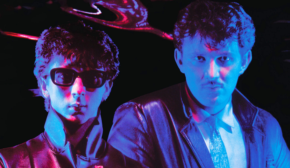 В 1981 году британский дуэт Soft Cell дебютировал в программе Top of the Pops, когда их сингл «Tainted Love» поднимался в чартах.