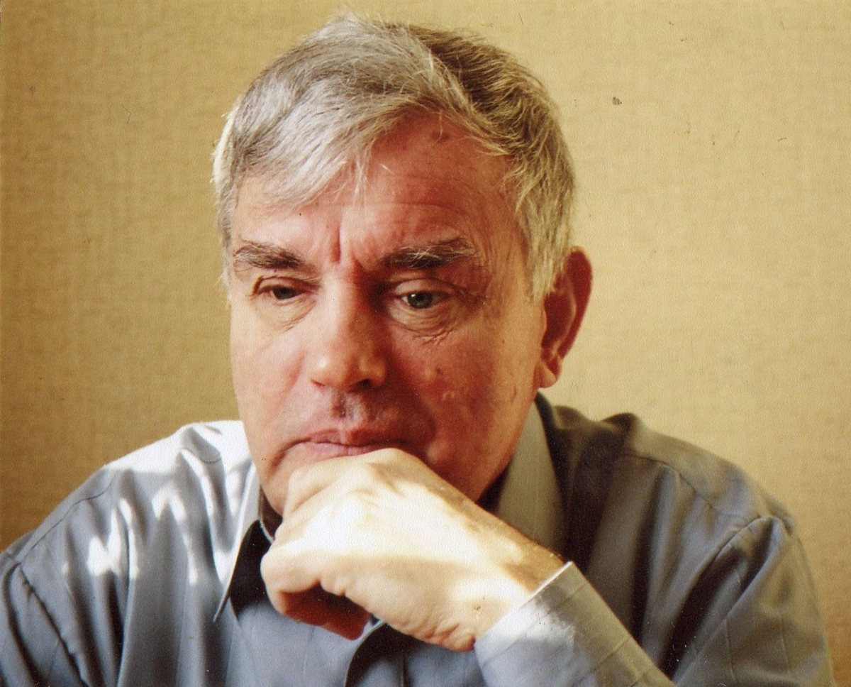 Анатолий Степанович Майданов (1938—2021) — д.филос.н. Источник фотографии: © Российская государственная библиотека для слепых, URL: https://rgbs.ru/news/skonchalsya-izvestnyj-uchyonyj-filosof-i-tiflolog-anatolij-stepanovich-majdanov/.