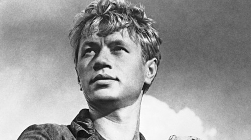 Знаменитый советский киноактер и режиссер, снявшийся более чем в 20 фильмах в период с 1953 по 1977 годы. Один из самых известных фильмов Быкова — «В бой идут одни старики».