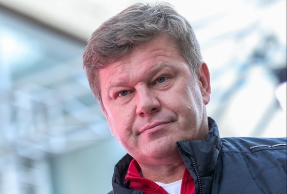    Дмитрий Губерниев